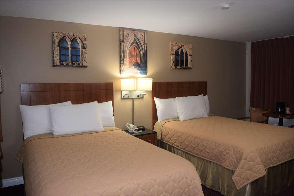 Knights Inn Arnprior Zimmer foto